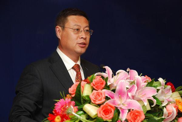 50岁创业卖不入流的小东西,50岁大妈创业致富