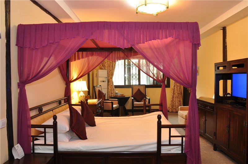 乌镇附近酒店预订300元左右的,乌镇住宿最好的酒店