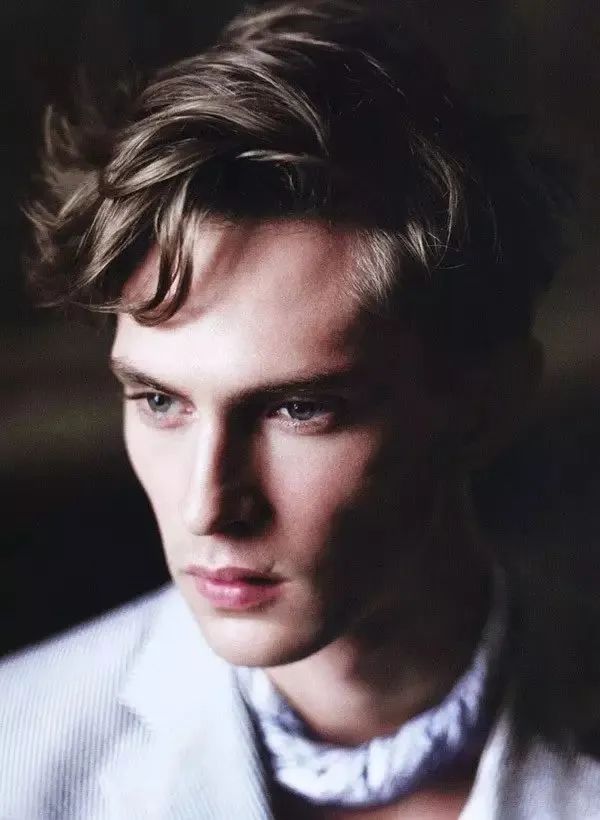 时尚潮爸父亲节,盘点高颜值的奶爸