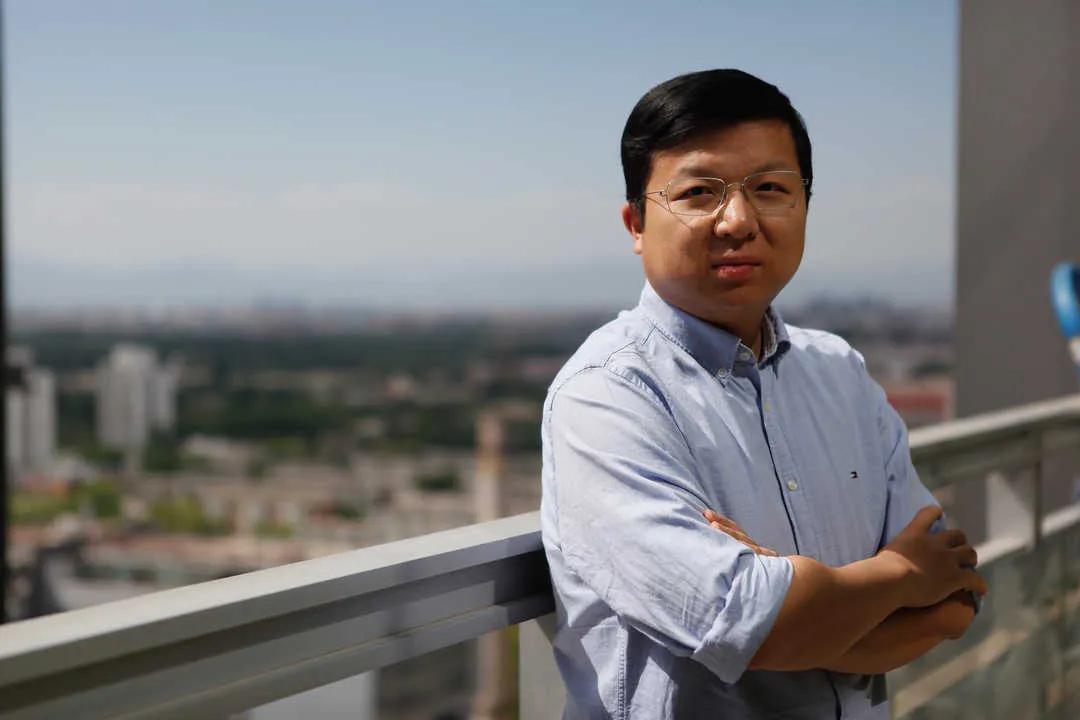 百度卖卖卖,腾讯买买买