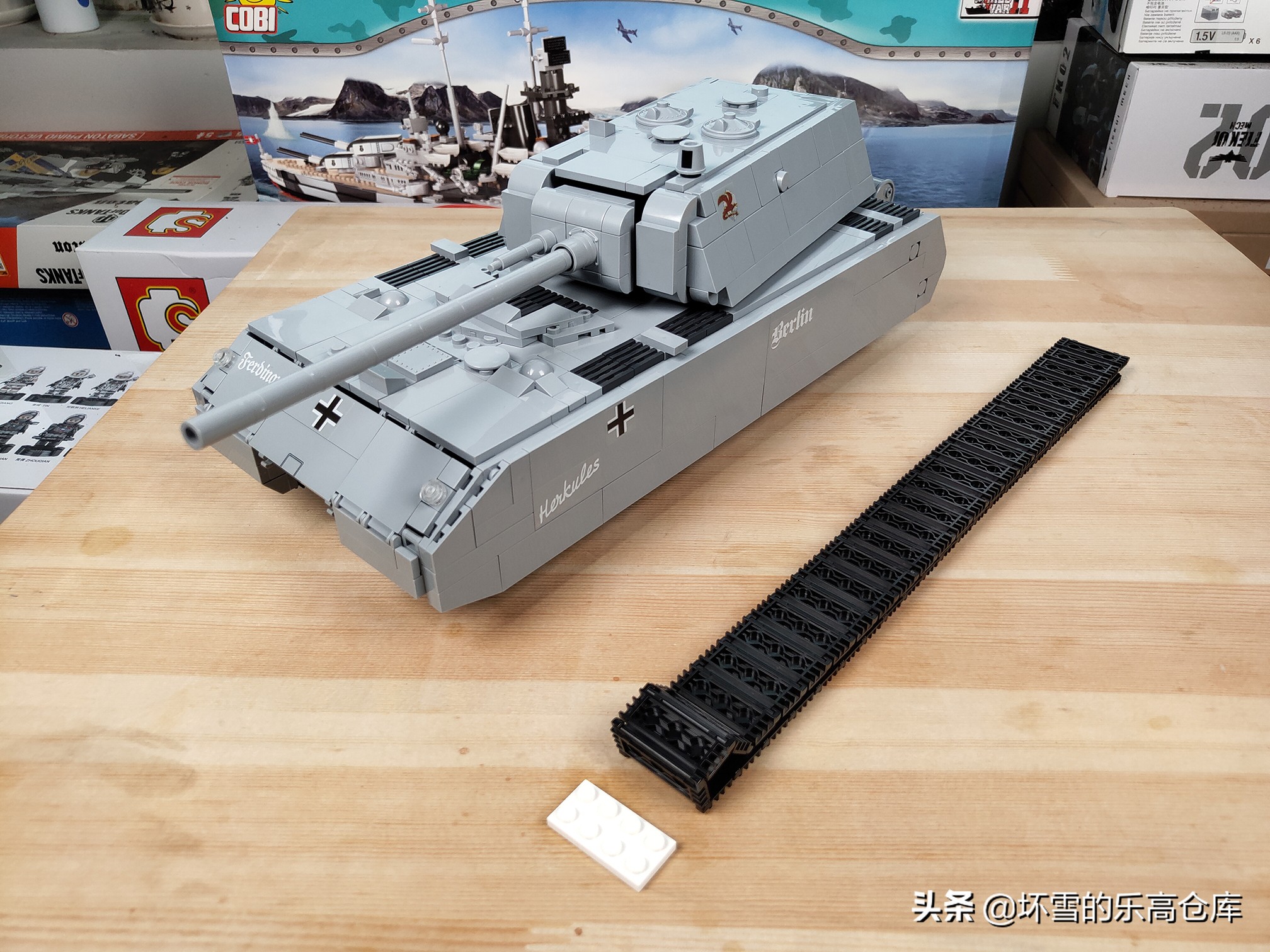 大型99a主战坦克简单乐高积木教程 (怎么用乐高积木拼中国96b主战坦克)