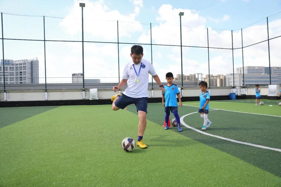 参加夏令营结营送什么呢,夏令营第一季