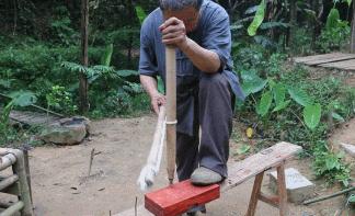 山村老人制作鲁班凳惊艳国外,农村老大爷打造传说中的鲁班凳