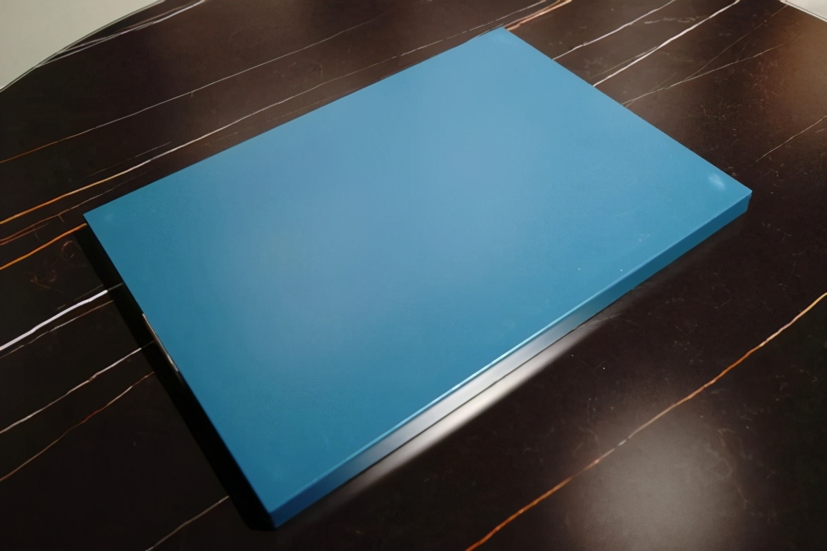 打柜子门板选择,墙壁柜用什么门板好