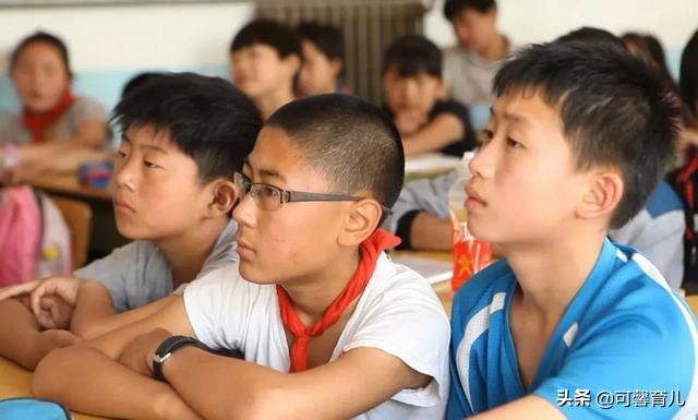 17岁女孩怀孕并不知情，以为是长胖了，我们的性教育太含蓄了