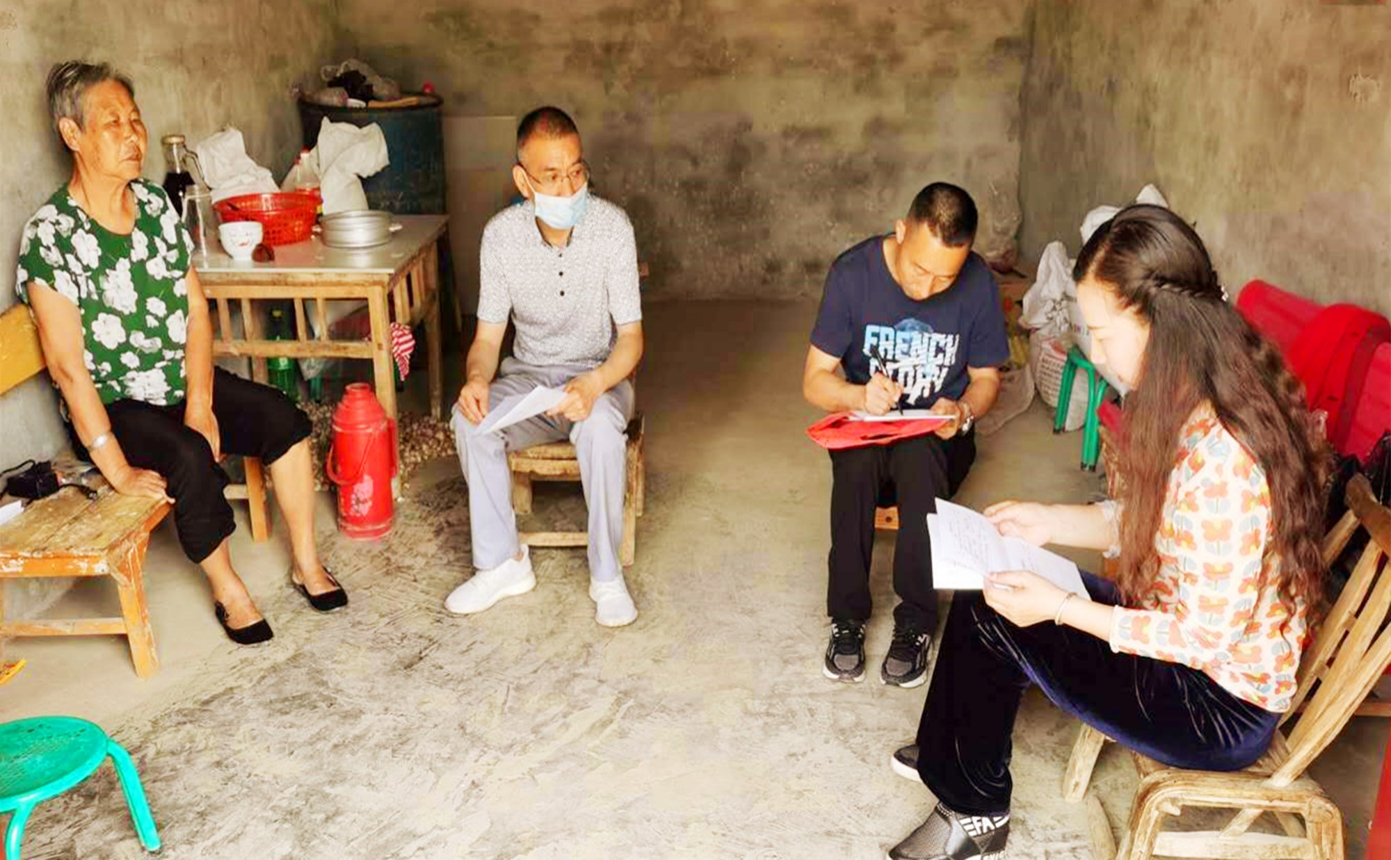 用心用情化解信访案件,用心用情用力解决群众的烦心事