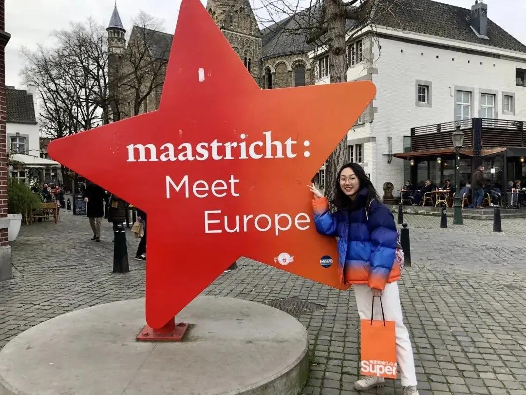 闄㈢郴椋庨噰灞曠ず鏍囬,闄㈢郴椋庨噰灞曠ず娴锋姤