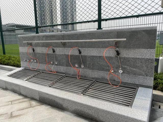 涓秴鑱旇禌澶ц繛璧涘尯鍦洪,涓秴澶ц繛璧涘尯璁炬柦