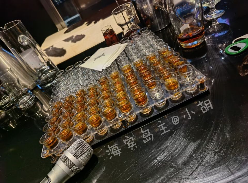 福州网红酒吧新开,福州开了一家超火的酒吧