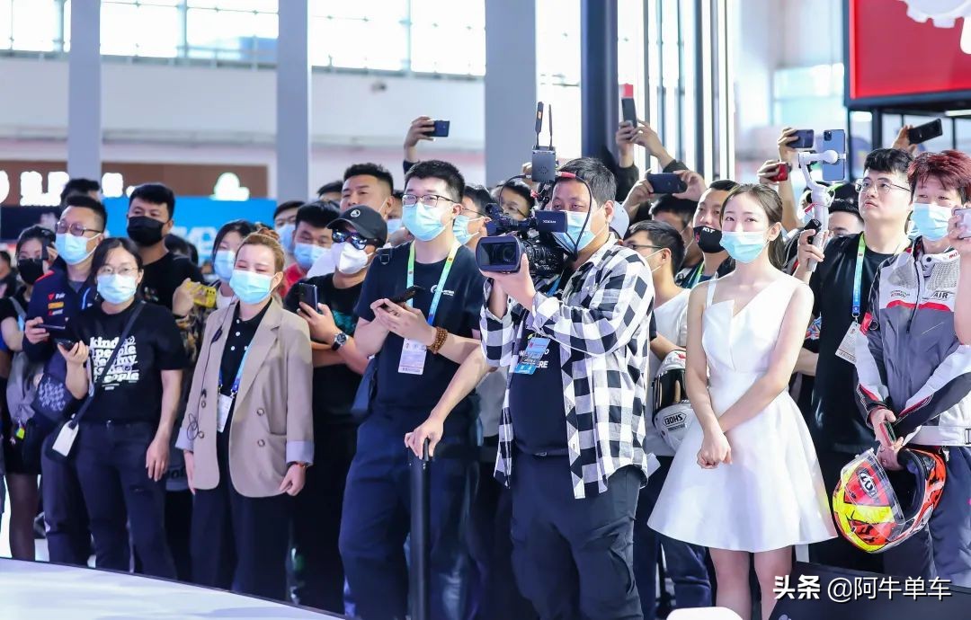 奥古斯塔brutale800rr降价,奥古斯塔brutale800rosso落地价