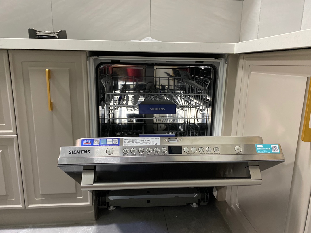 洗碗机真的是一大神器,洗碗机是真的有用还是报智商税