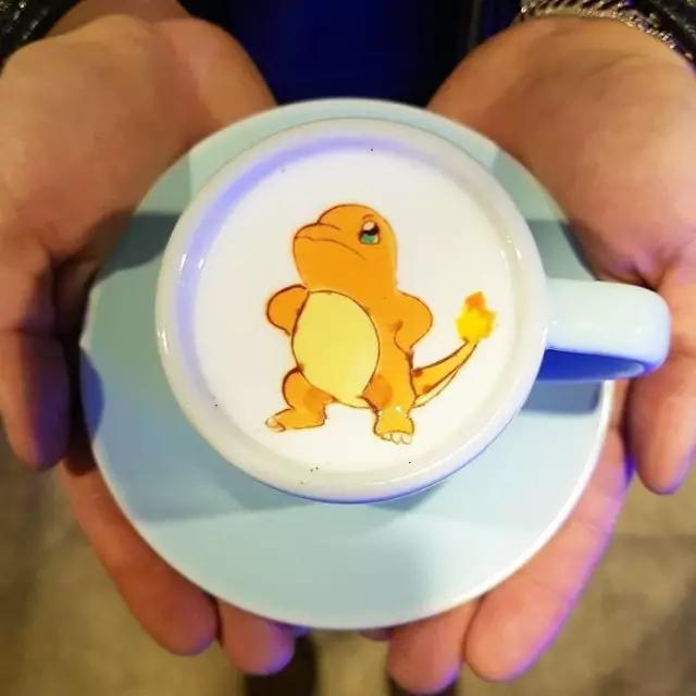 他把梵高的名画装进一杯咖啡，竟然撩到10万迷妹