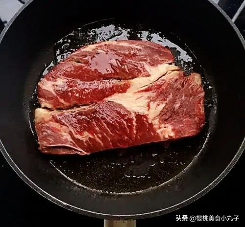 煎牛排注意事项,告诉你个秘密这样煎牛排鲜嫩多汁