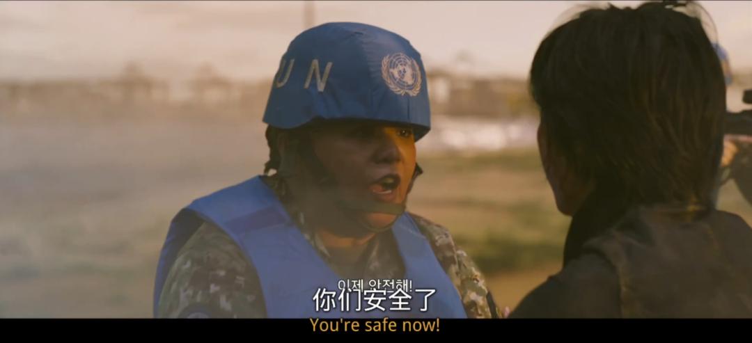 坚持看一部很烂的电影,简直烂到不能再烂的电影