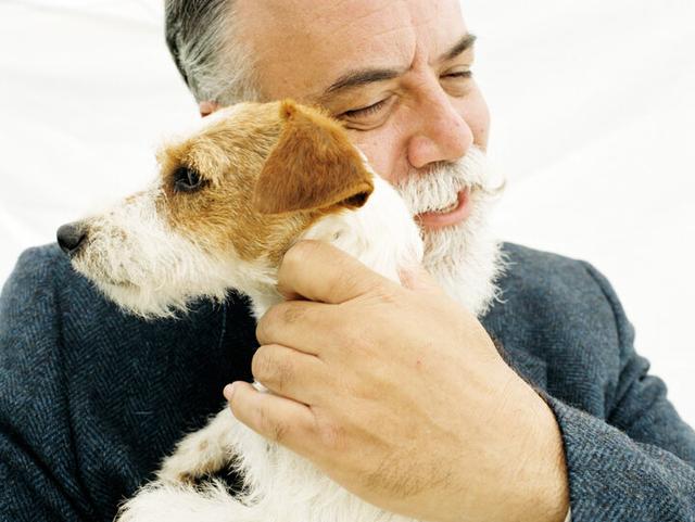 养狗有助于治疗抑郁症吗,养狗还是养猫能治抑郁症