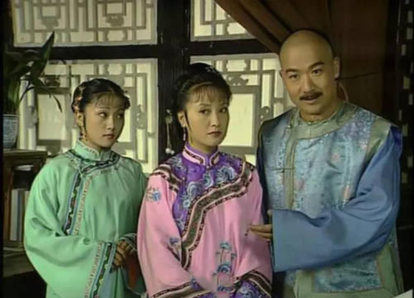 上联：“除夕月无光，点数盏灯，为乾坤增色”，书童的下联绝了