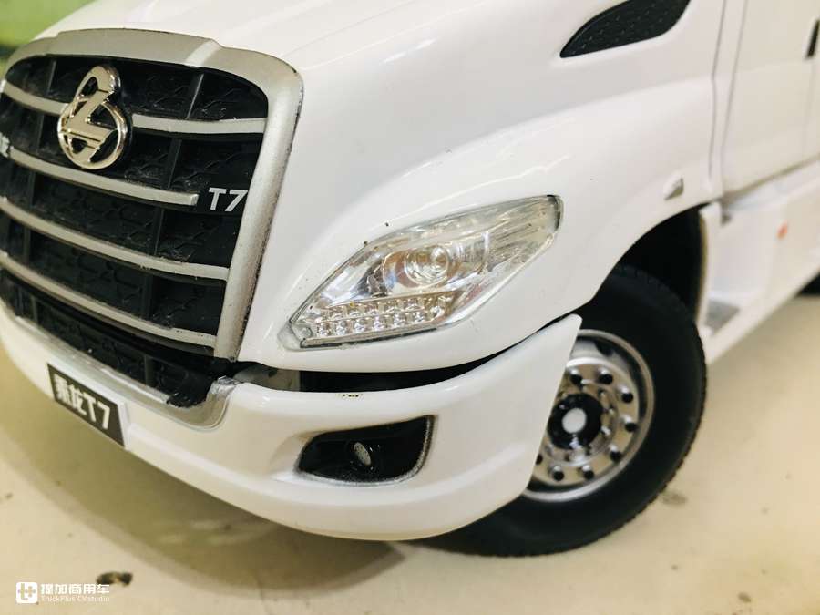 乘龙t7l600马力长头生活舱落地价,乘龙t7卡车最新款