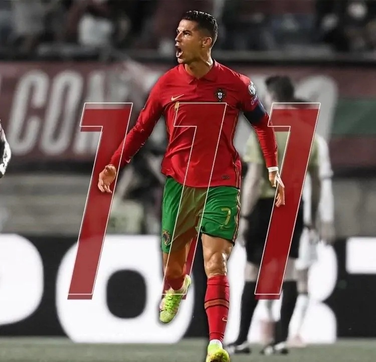 詹俊点评c罗表现,c罗梅开二度詹俊解说