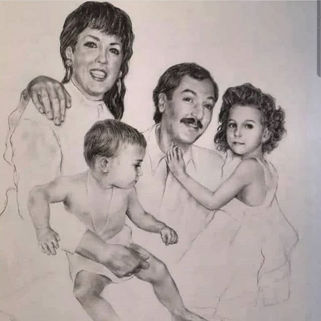 c罗女友晒度假全家福,C罗女友晒与女儿游玩照