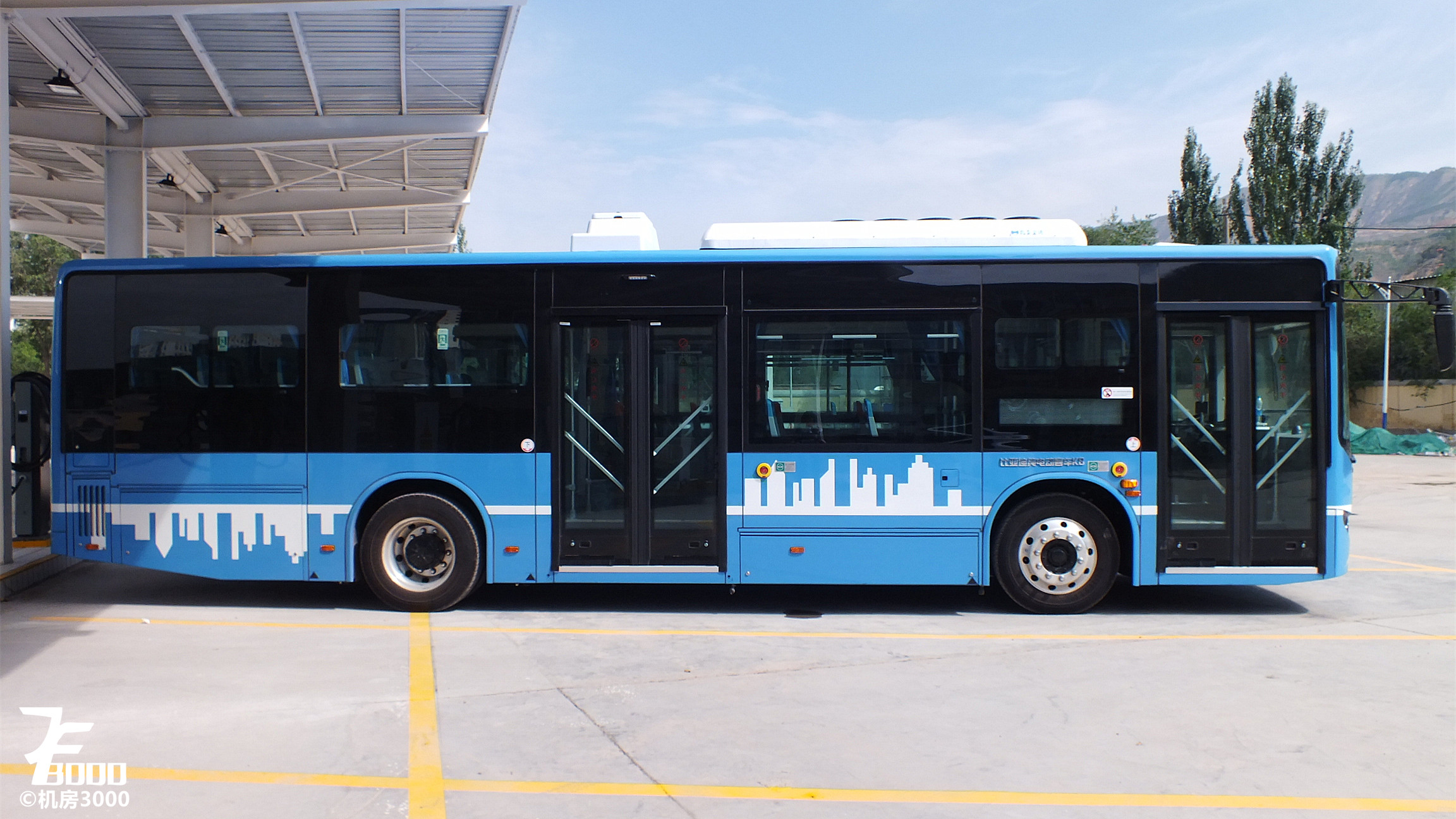 机房的渣评0西宁公交比亚迪BYD6100LEGV3