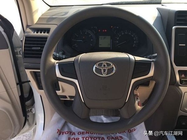 2014款中东版丰田霸道2700二手车,10款丰田霸道中东版2700手动挡价格