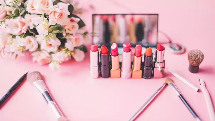 过期的化妆品如何变废为宝儿童,过期十年的护肤品怎么变废为宝