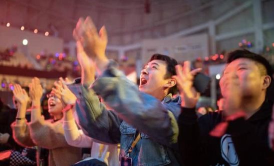 霸屏是真的吗,霸屏的人什么心理