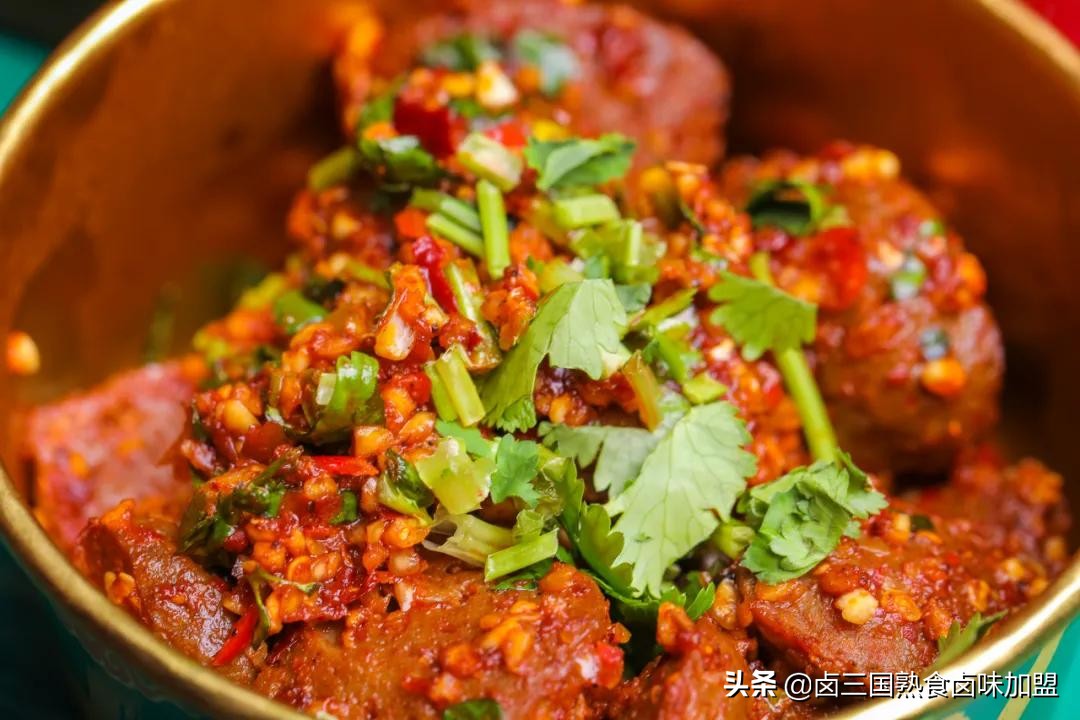 卤味店经营有什么好技巧？魏王卤教你轻松迎客