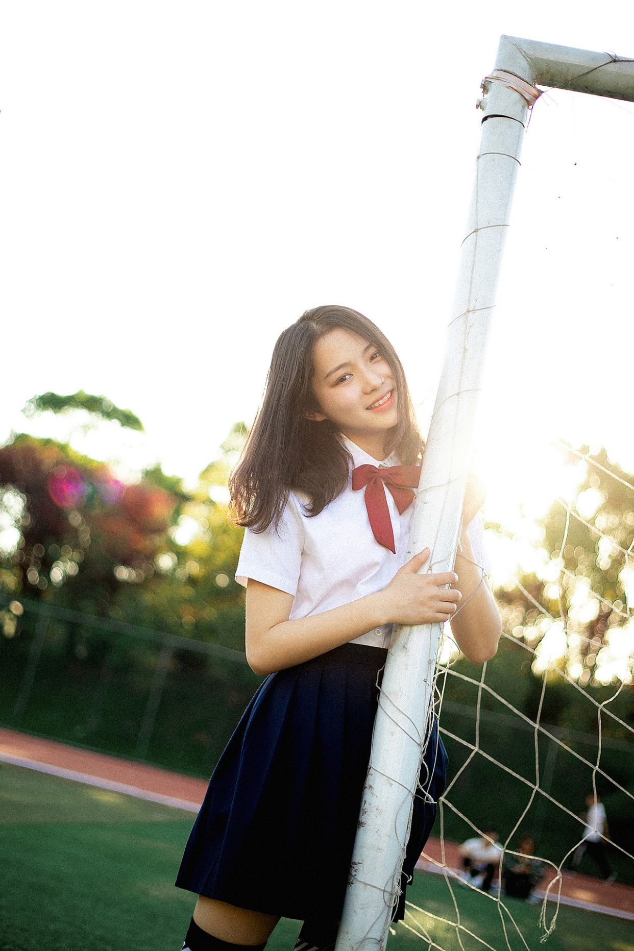 校园人像摄影作品拍摄技巧,校园感拍照姿势阳光