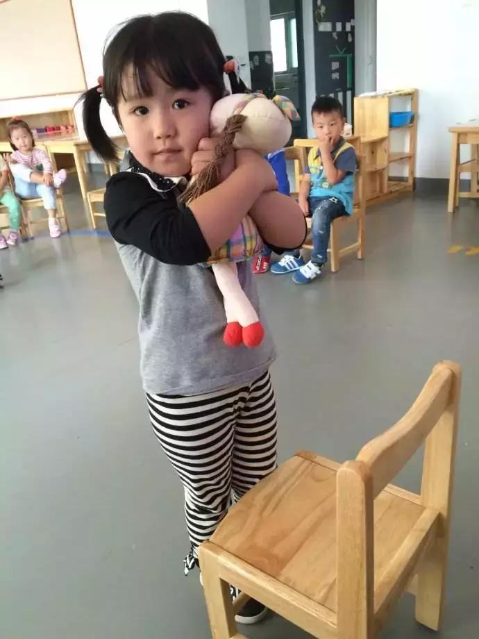 记住：“Kiss-Me-Ass”千万别翻译”快吻我——屁股”！老外会疯的