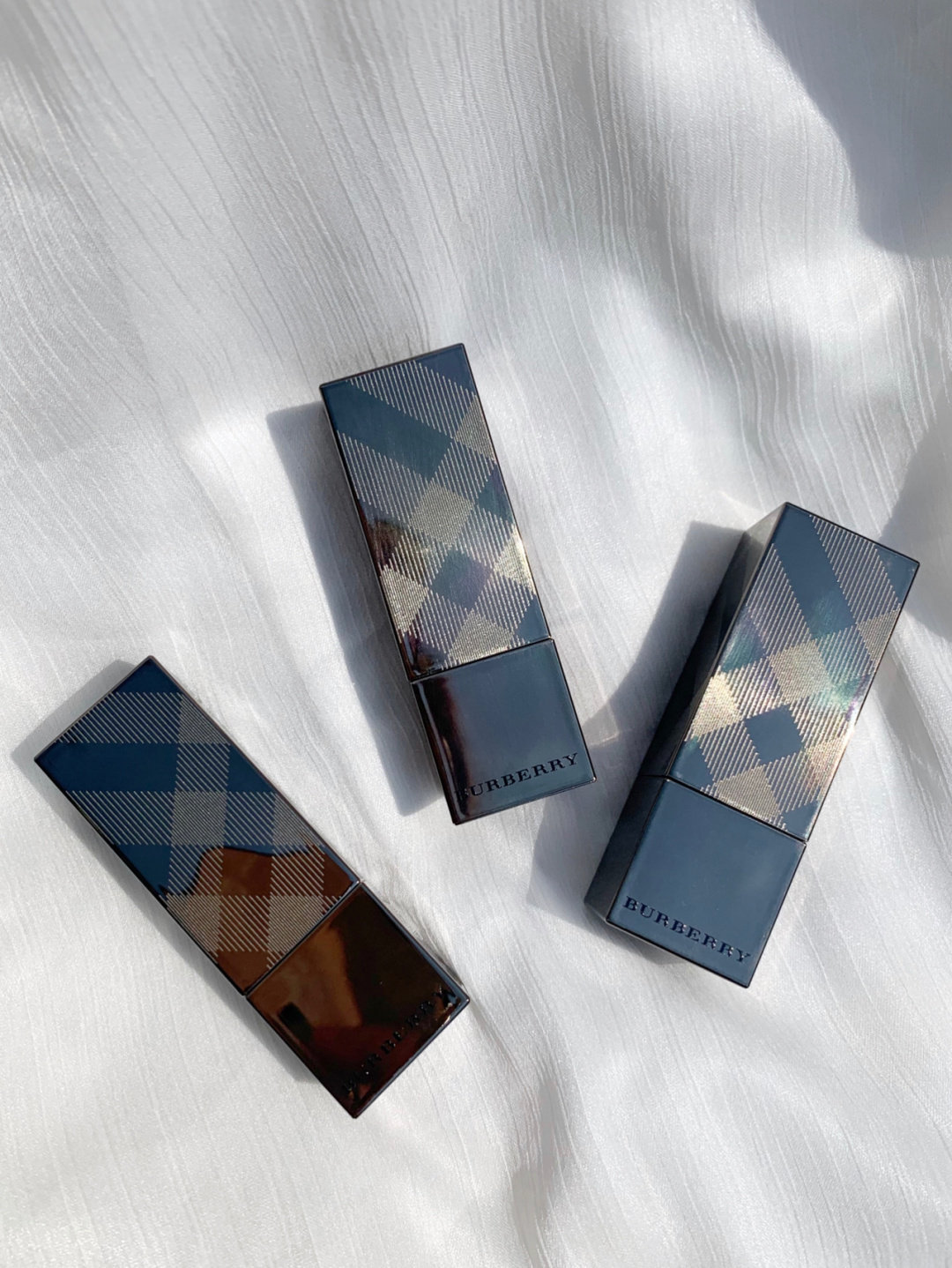 李佳琦都超嫌弃？口红中的爱马仕本仕亲自下场，却惨遭翻车