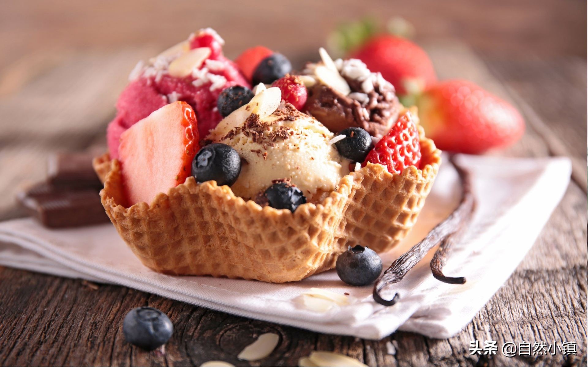 开一家冰激凌店都需要什么,怎么开一个便宜又好吃的冰淇淋店