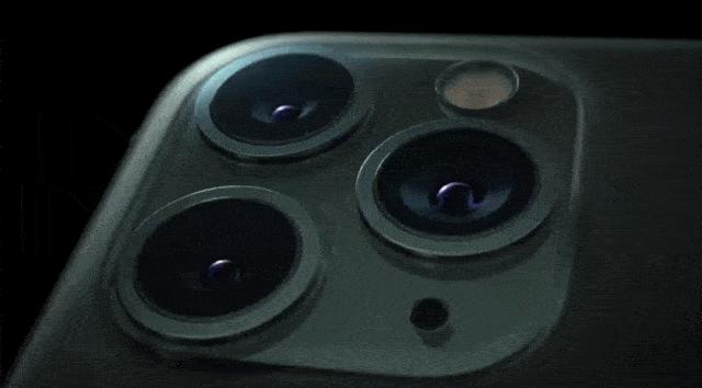 为什么新款锋芒Pro「暗夜绿」的配色很显高级感？