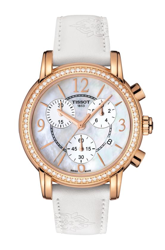 夏日异国风情打卡点,东荟城名店仓一折国际大牌抢先看