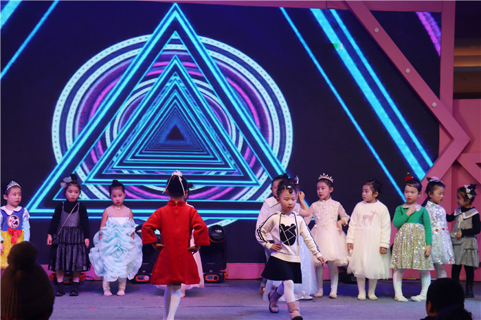 迎新年庆元旦舞蹈活动方案,庆元旦迎新年喜庆舞