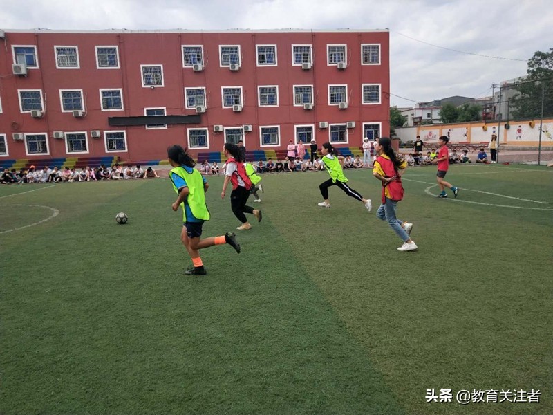 郑州市二七区三李小学,上站小学和北大街小学足球联赛