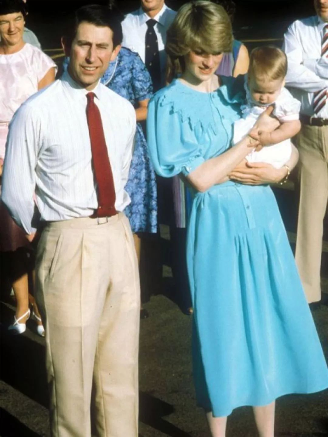 凯特成戴安娜最佳接班人!个头都与婆婆相近,梅根身高数据却成谜