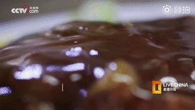 扣肉的朋友有很多，除了梅菜，雕梅也是好伙伴