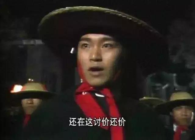 一首《十七岁》之于香港娱乐圈，就是半部《春秋》