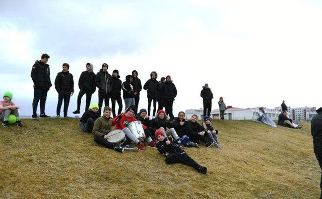 冰岛教练是谁,冰岛球队队长是牙医