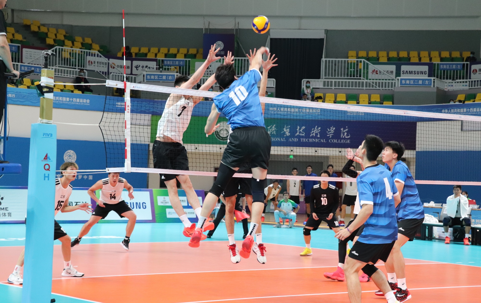 上海男排全运会夺冠视频,历届全运会男排前三名