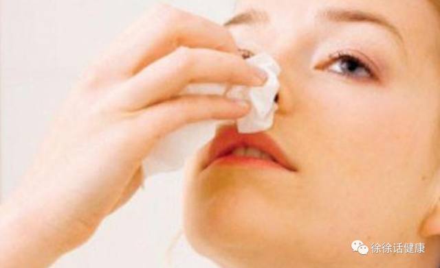 天热流鼻血怎么安慰,天热流鼻血怎么避免