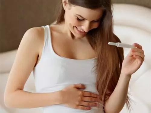 孕期总吃垃圾食品孩子会不聪明吗,孕期偷吃辣条怎么办