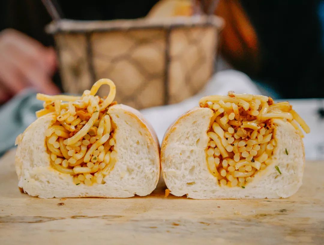 乐乐茶有花有果,乐乐茶给人的直观感受