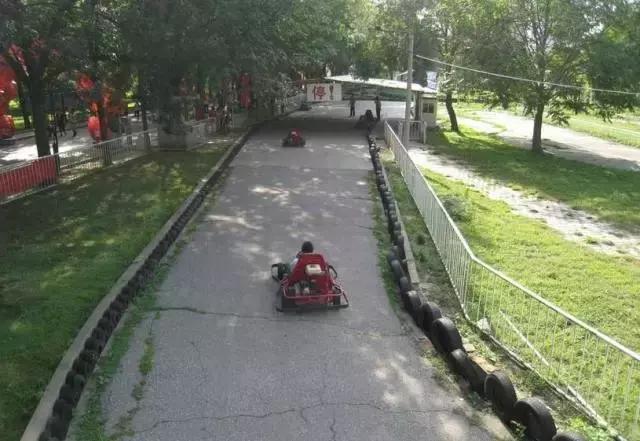 “您家住哪啊？”“我啊？河西尖山儿！”