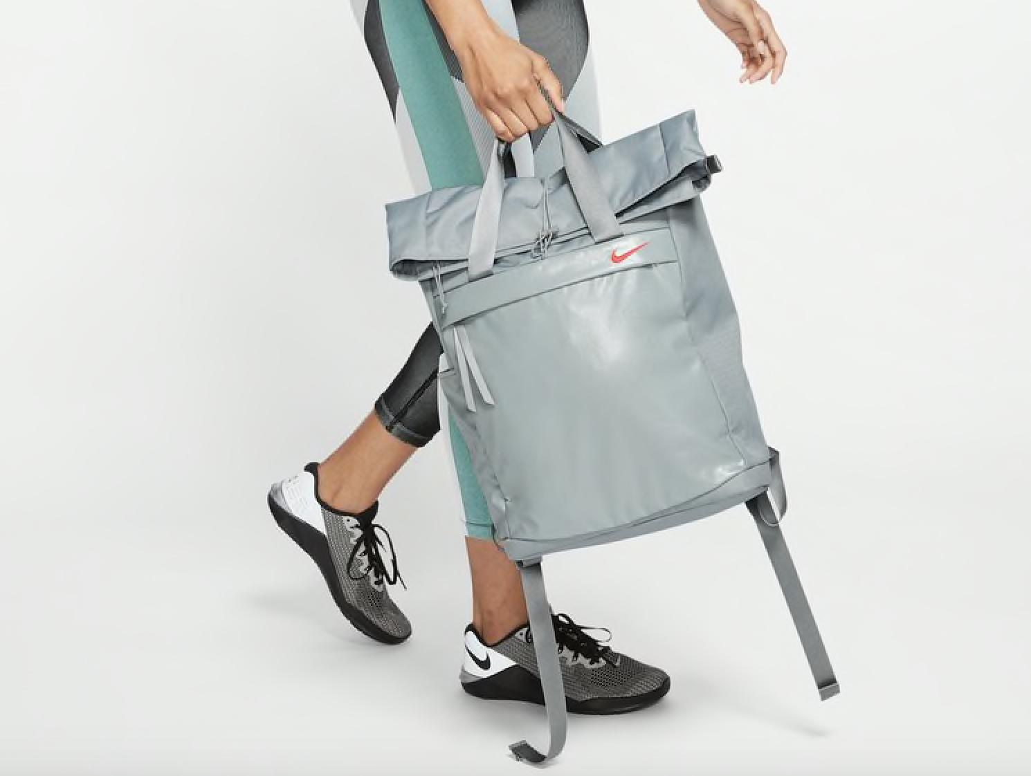 nikeradiate书包测评,nike双肩包休闲运动测评