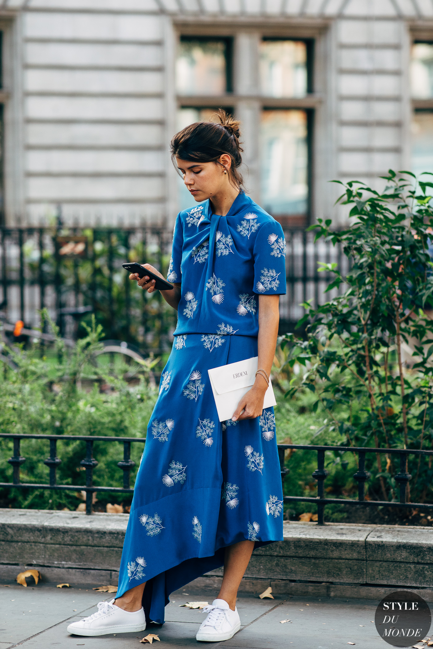 细高跟鞋搭配连衣裙,连衣裙高跟鞋优雅有女人味