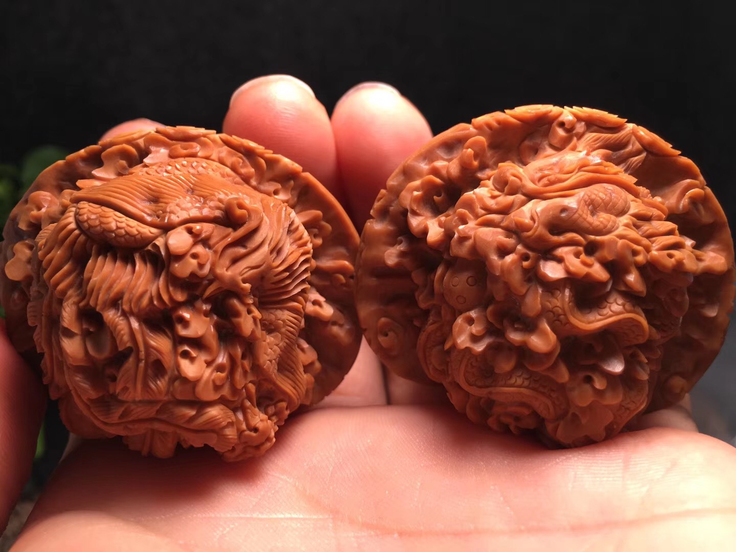 落地桃核发黑如何清洗,山桃核的正确清洗方法