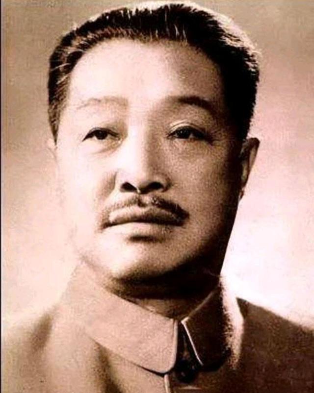 1963年，贺龙训话国足：拿不到前三，回来就解散！最终比赛如何？