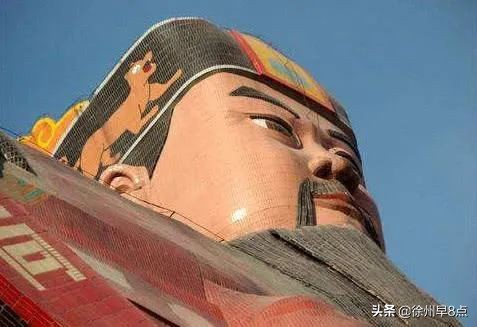 喷饭！观音有莲哪吒有家了，恒大足球场被戏称亿建莲！